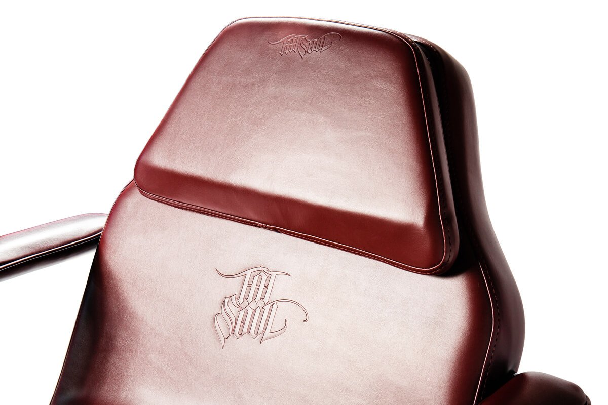 Oros Adjustable Tattoo Client Bed